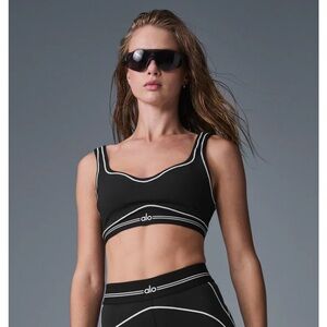 Alo Airbrush Heart Throb bra